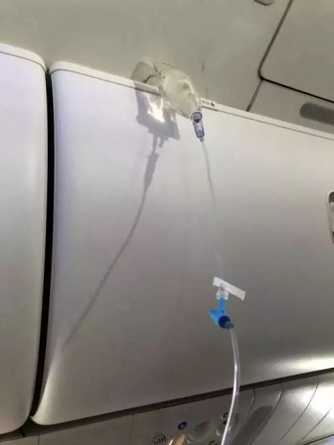 牛！华裔医生飞机上出手，救回美国乘客一命！