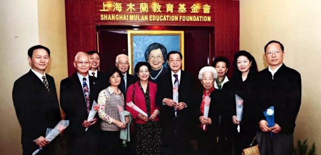 出生上海农家，却组成美国“华人第一家庭”，他让世界看到，最美好家庭教育的样子