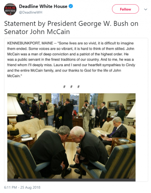 81岁共和党参议员麦凯恩去世 白宫降半旗致哀 美国各界缅怀