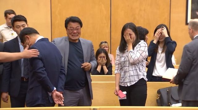 華人追打小偷無罪獲贊，西雅圖 亞裔自衛反擊被判8年監禁 區別是...
