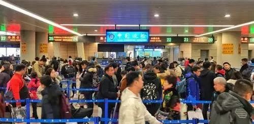 不办签证也能到中国旅游？72/144小时过境免签了解一下！