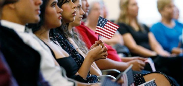 皮尤移民报告：美国移民人口创纪录 逾4400万