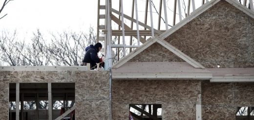 全美新屋开建连续2个月下跌 营建许可跌至2年新低