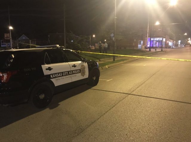 堪萨斯酒吧枪案致四西语裔丧命 警方:或不涉种族动机