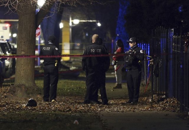 芝加哥周日凌晨爆槍案 釀至少13傷