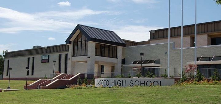 德州高中生廁所留殺人名單 威脅血洗校園
