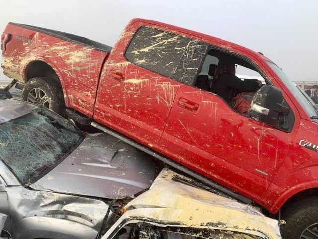 濃霧冰道作祟 維州發生逾60車連環相撞事故 數十人送醫（多圖）