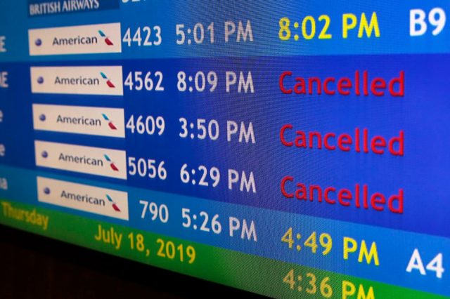 冬季出行天氣糟心 航班延誤或取消時該做什麼？