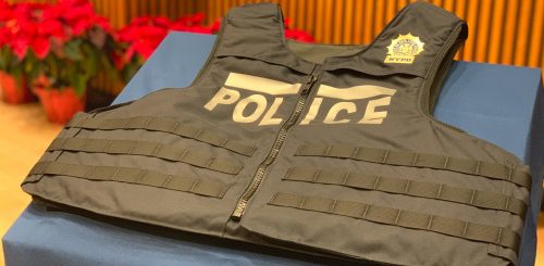 华裔警员刘文健5周年忌日 纽约市警升级警察装备