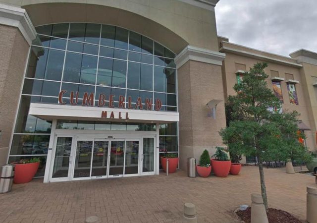 亚特兰大一郊区购物中心发生枪击事件致1伤 嫌犯在逃
