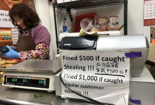 美國奧克蘭華人超市老闆抓小偷 反被對方誣告搶劫