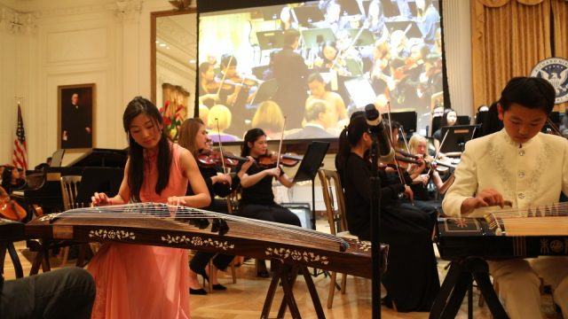 用音樂為中國加油 洛杉磯尼克松總統圖書館舉行新春音樂會