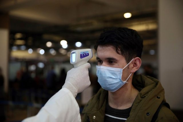 所有抵达洛杉矶的中国旅客都要接受冠状病毒监测
