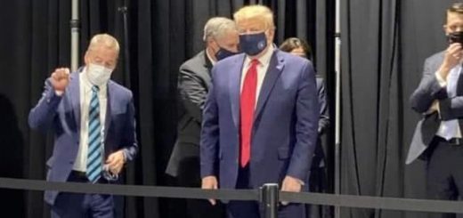 特朗普終於有了首張戴口罩照片！他是顧形象要面子，還是怕了？