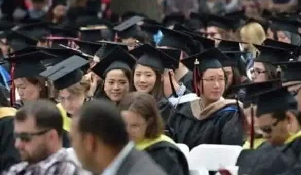 快訊！美國將驅逐約3000名中國研究生