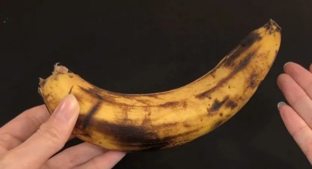 香蕉有“直的”和“弯的”，聪明人喜欢挑这种，以后别再买错了！