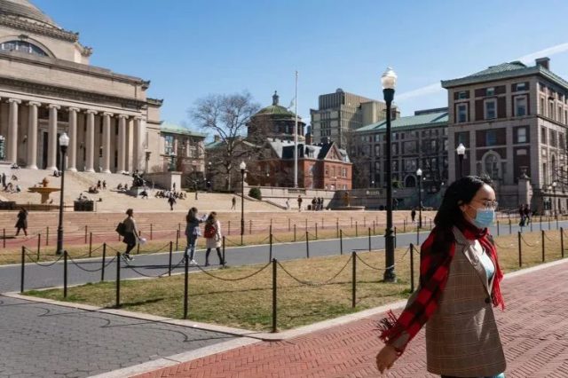 突发！哈佛官宣国际新生秋季不得赴美，移民局官网已删除留学生指南