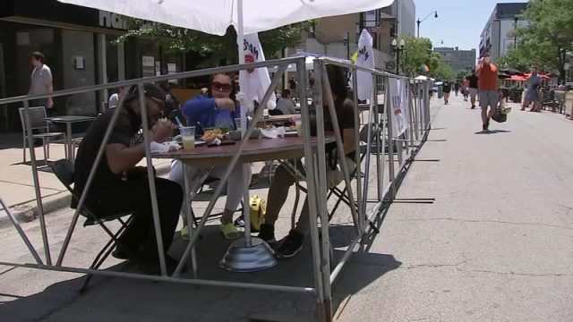 芝加哥新增街道餐饮项目，更多的湖畔餐馆在COVID-19指导方针下获准重新开业