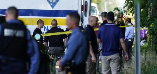 大屠殺！2死12傷，現場至少15聲槍響，新澤西百人聚會發生大規模槍擊案！
