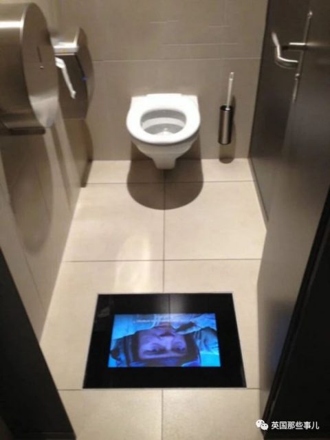 国外各种奇怪实用的公厕设计，男厕能给宝宝换尿布？满满的细节！