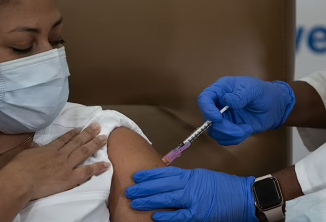 骤增135%！美97%住院者没打疫苗，专家给出最狠警告：不打疫苗早晚会感染！