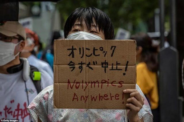 冷清，诡异，惊悚？东京奥运会开幕式被吐槽“阴间”，日本网友都呆了