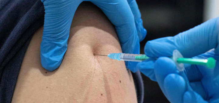 驚爆! 陰險女護士給多達8600人注射假疫苗 謊稱是輝瑞 背後動機細思極恐!
