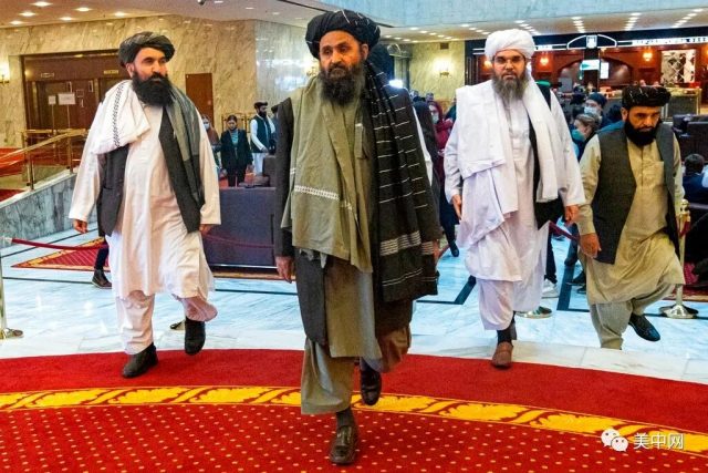 塔利班领导人现身坎大哈 进一步巩固掌权 
