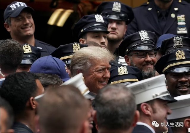 9.11恐袭20周年，美国五任总统参加悼念仪式，川普独自前往纽约警局