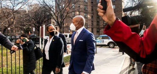 创造历史，掌舵NYPD，纽约迎来首位非裔女警察局长