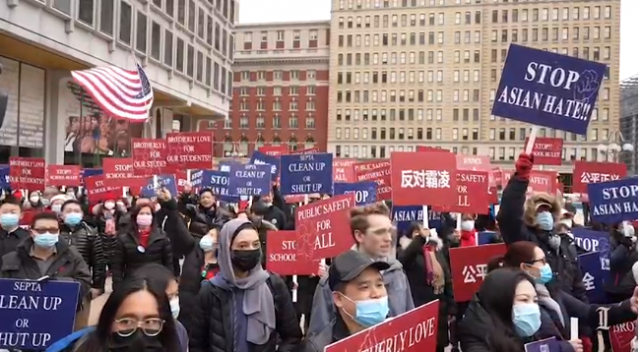 美東千人大示威，聲援費城見義勇為遇襲華裔女生