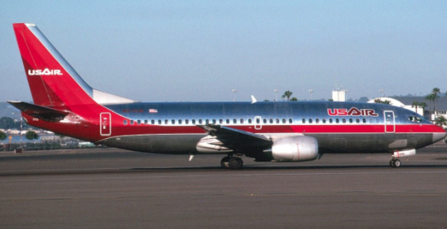 東航空難，航空史上波音737曾發生過多起機頭向下突然墜機事故