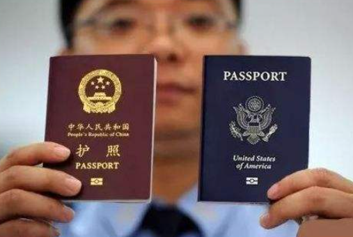 离谱！中国留学生接二连三被遣返！华人疫情回国罚款1.2W，户口被注销！严打双重国籍！