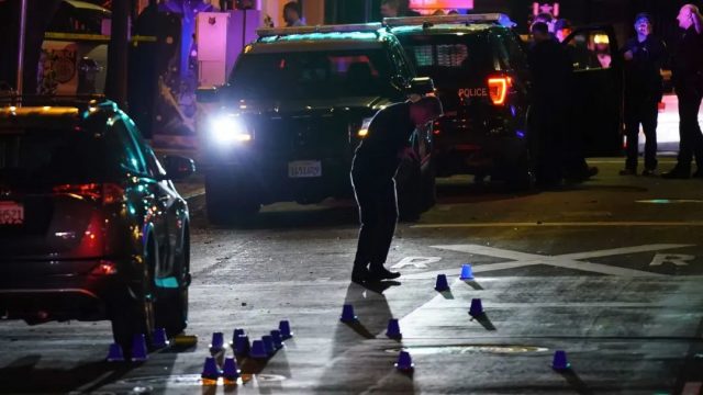 視頻曝光！至少50聲槍響！加州首府突發槍擊案：槍手亂槍掃射，6死10傷！