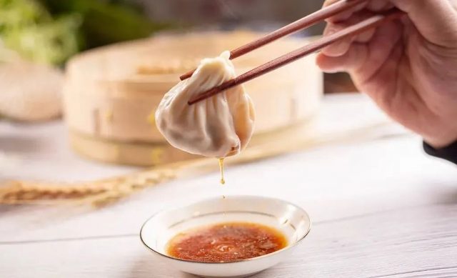 饺子被誉为“完美主食”，这样做，营养升级不长胖！