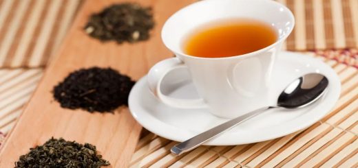 长期喝白开水与长期喝茶的人相比，谁的身体更健康？