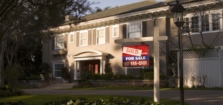 重磅！美国经济崩溃 房屋卖家降价！求售！