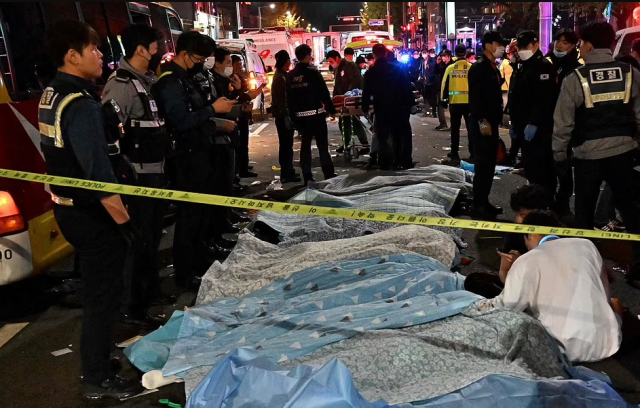 屍橫遍野，至少146人死，萬聖節首爾街頭變人間地獄