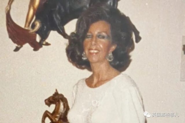 美国女子失踪被宣告死亡，丈夫成了嫌疑人。30年后却找到了她