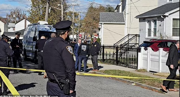 拖欠房租！美國紐約54歲房東捅死三名房客，被逼的沒辦法了...