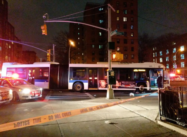 美国女子遭MTA巴士撞瘫 获赔50万 理由竟然是不能“亲热”