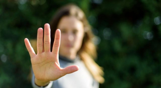 女留學生被強姦卻隱忍不發聲 她的理由讓人心酸