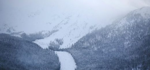 「炸彈氣旋」再襲美國 7千萬居民迎來大風、暴風雪天氣