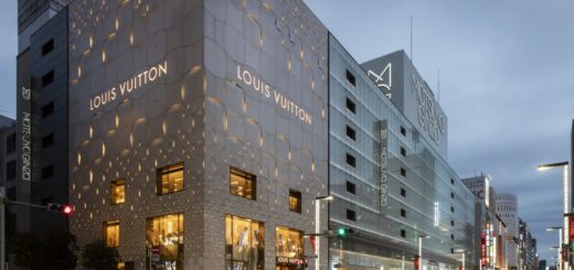 LVMH董事长超过盖茨成世界首富 奢侈品VS互联网谁更赚钱