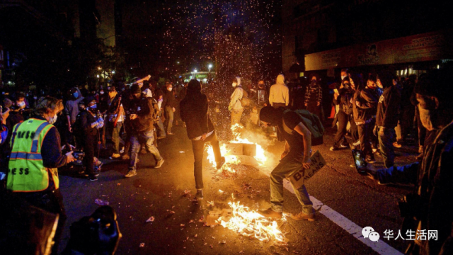 加州已毁！高票通过向黑人赔款法，70万人搬家，这是用法律在抢钱！