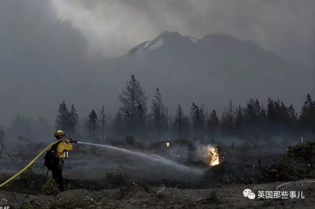 太陽到地球的距離，妹想到吧，中間還有個華盛頓呢！