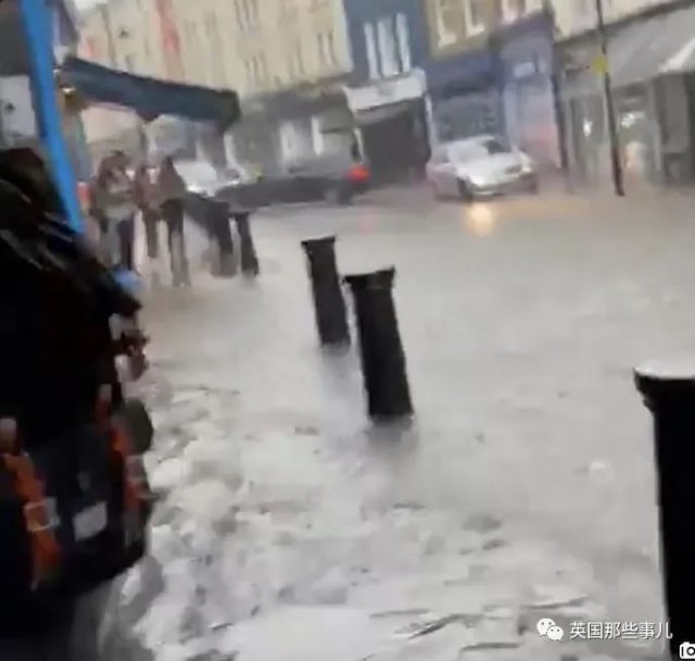 一場暴雨，倫敦下水道直接崩了！地鐵被淹馬桶倒灌，簡直慘！