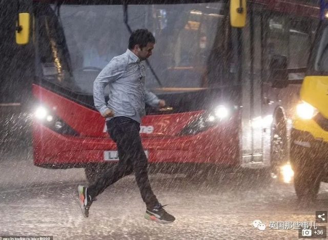 一場暴雨，倫敦下水道直接崩了！地鐵被淹馬桶倒灌，簡直慘！