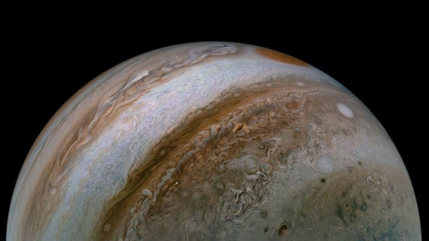 木星海普尔火山图片