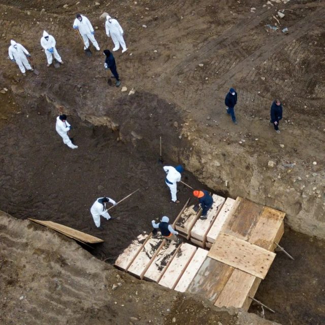 失控! 美國疫情噩夢 每500人就有1人染疫亡! 女子打完兩針莫德納 幾個月後慘死!